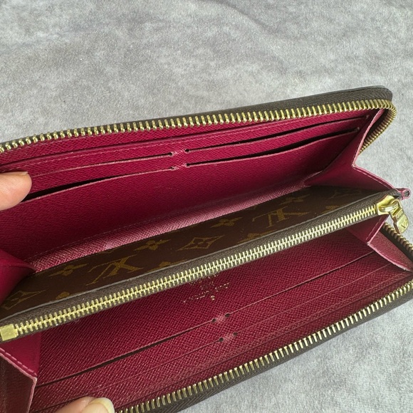 Louis Vuitton Monogram Clemence Zip Wallet - Picture 7 of 13